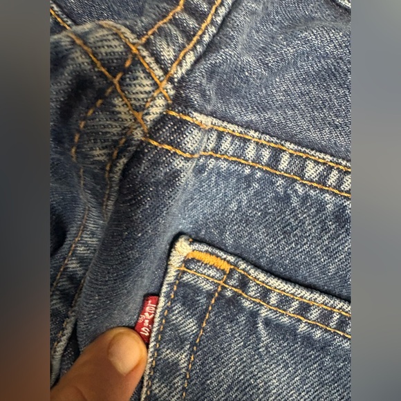 Vintage Women’s 501 Levi's Straight Leg Dark Wash Jeans - Made in USA - Picture 7 of 11